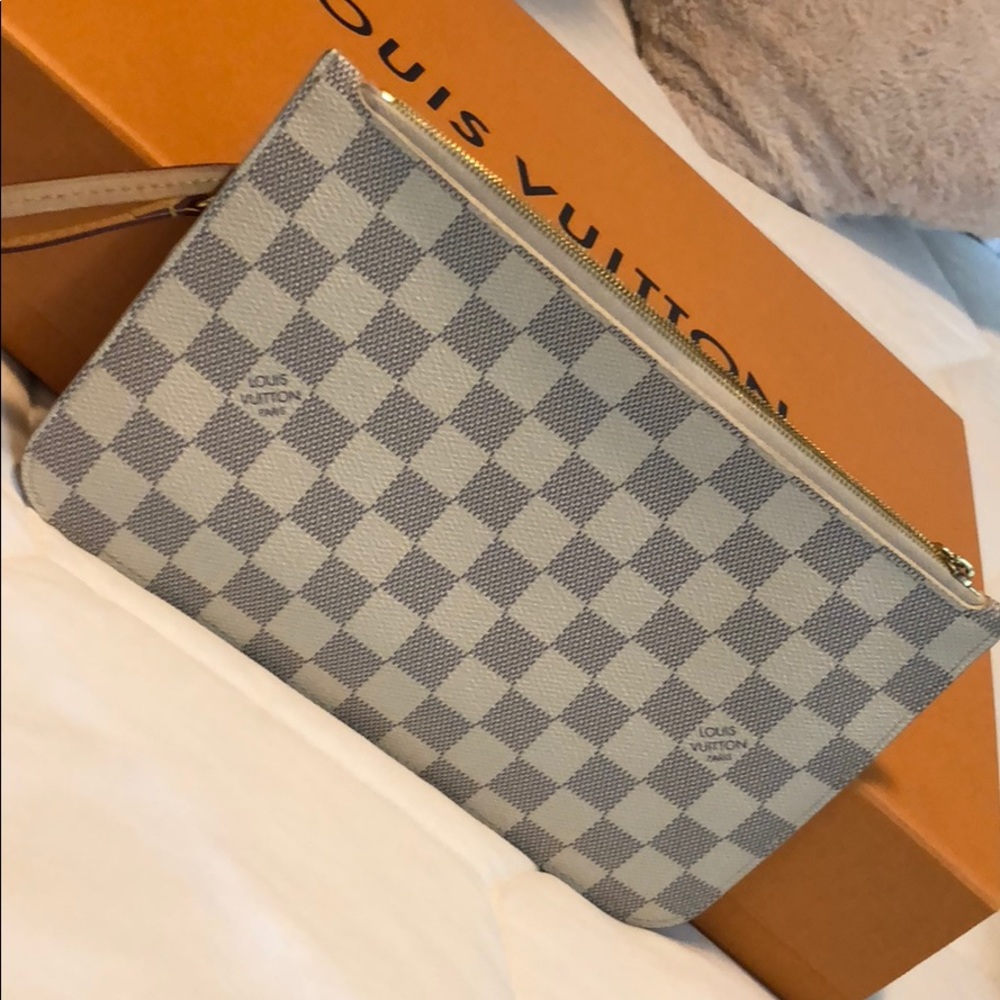 Louis Vuitton Wristlet